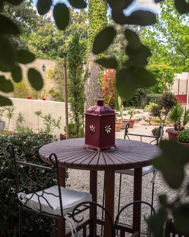 Bed and Breakfast Les Jardins D'Holi Proche Uzes Garrigues-et-Sainte-Eulalie Екстер'єр фото