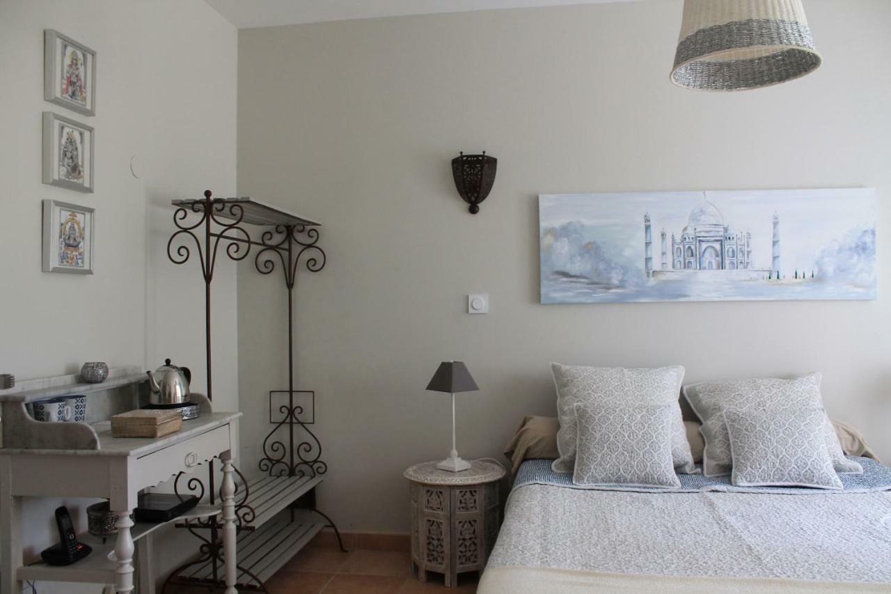 Bed and Breakfast Les Jardins D'Holi Proche Uzes Garrigues-et-Sainte-Eulalie Екстер'єр фото